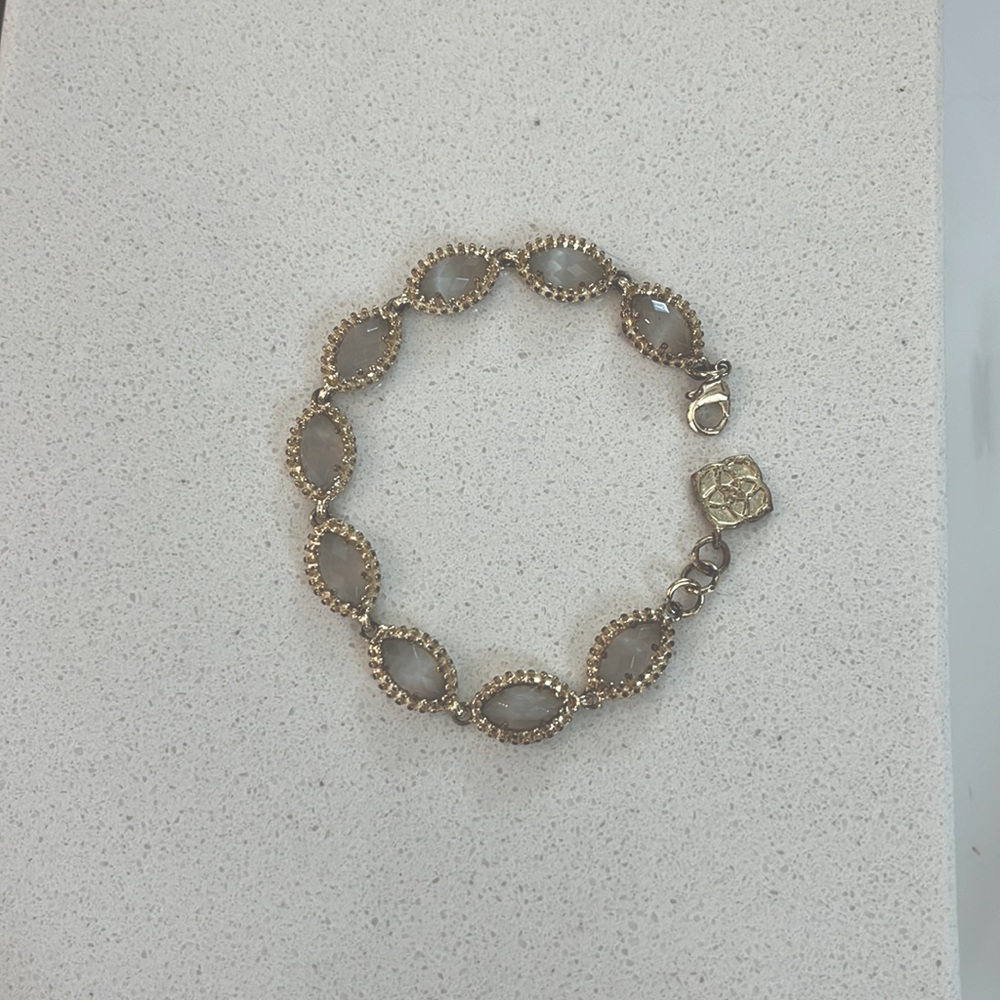 Kendra Scott Gray Pendant Bracelet